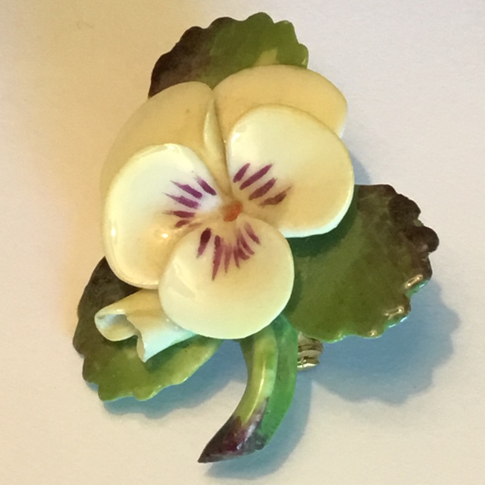 Cara China Green and Cream Flower Brooch with Gold Back